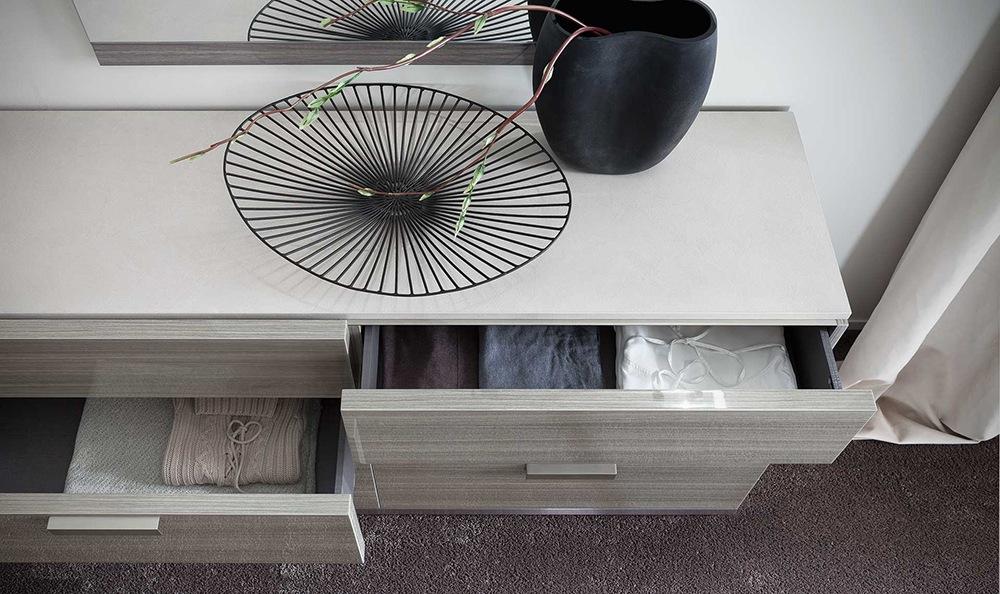 IRIS Veneer bedroom set