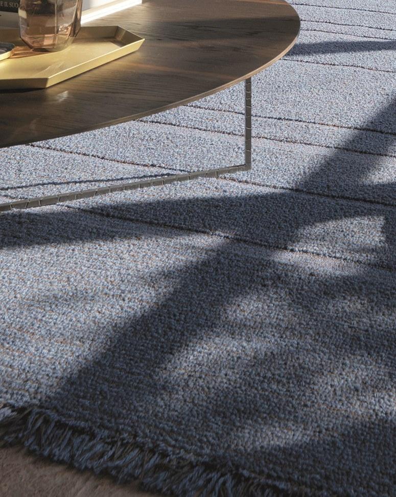 HANEDA Solid-color rectangular wool rug