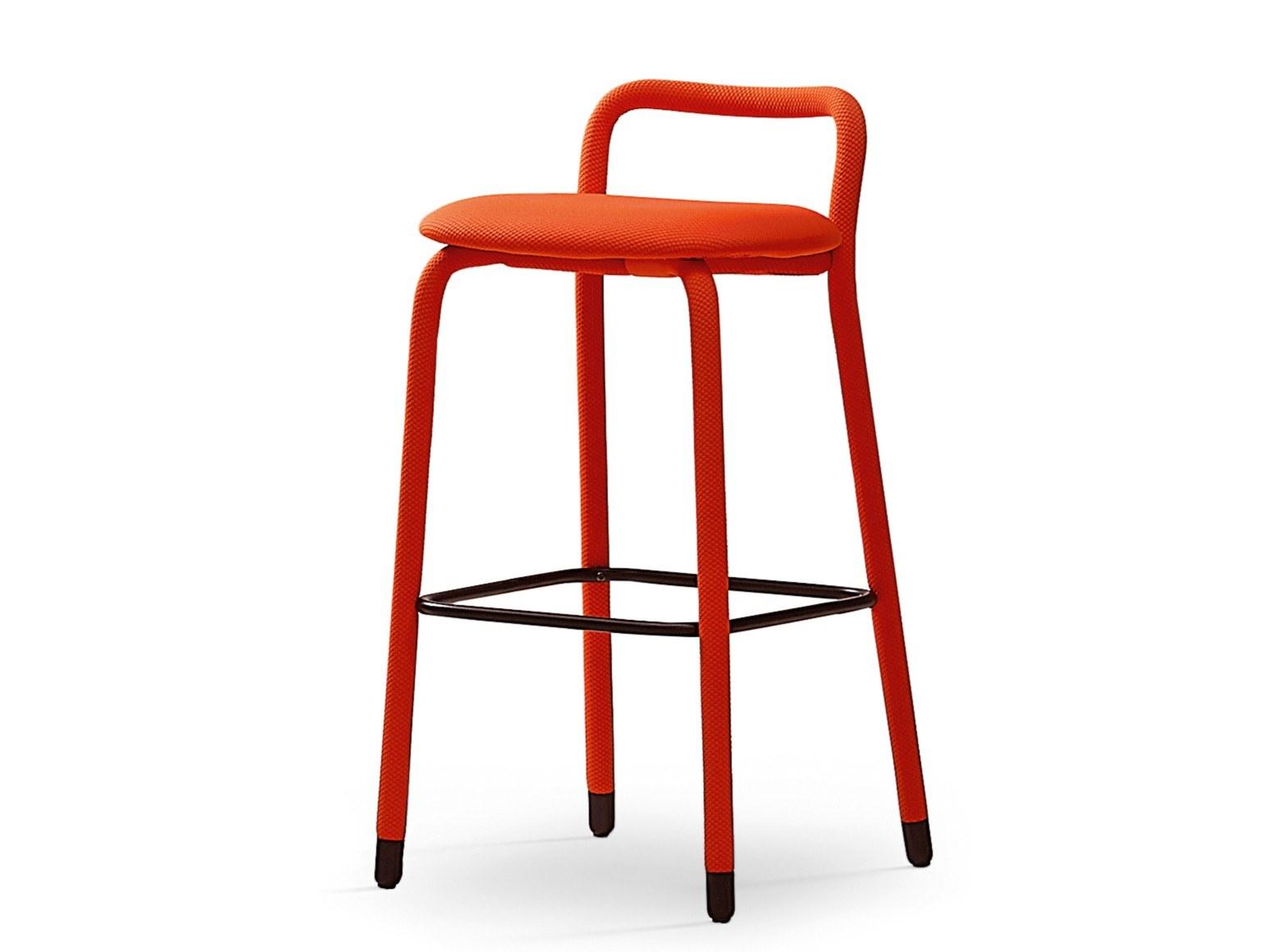 PIPPI Fabric stool with footrest