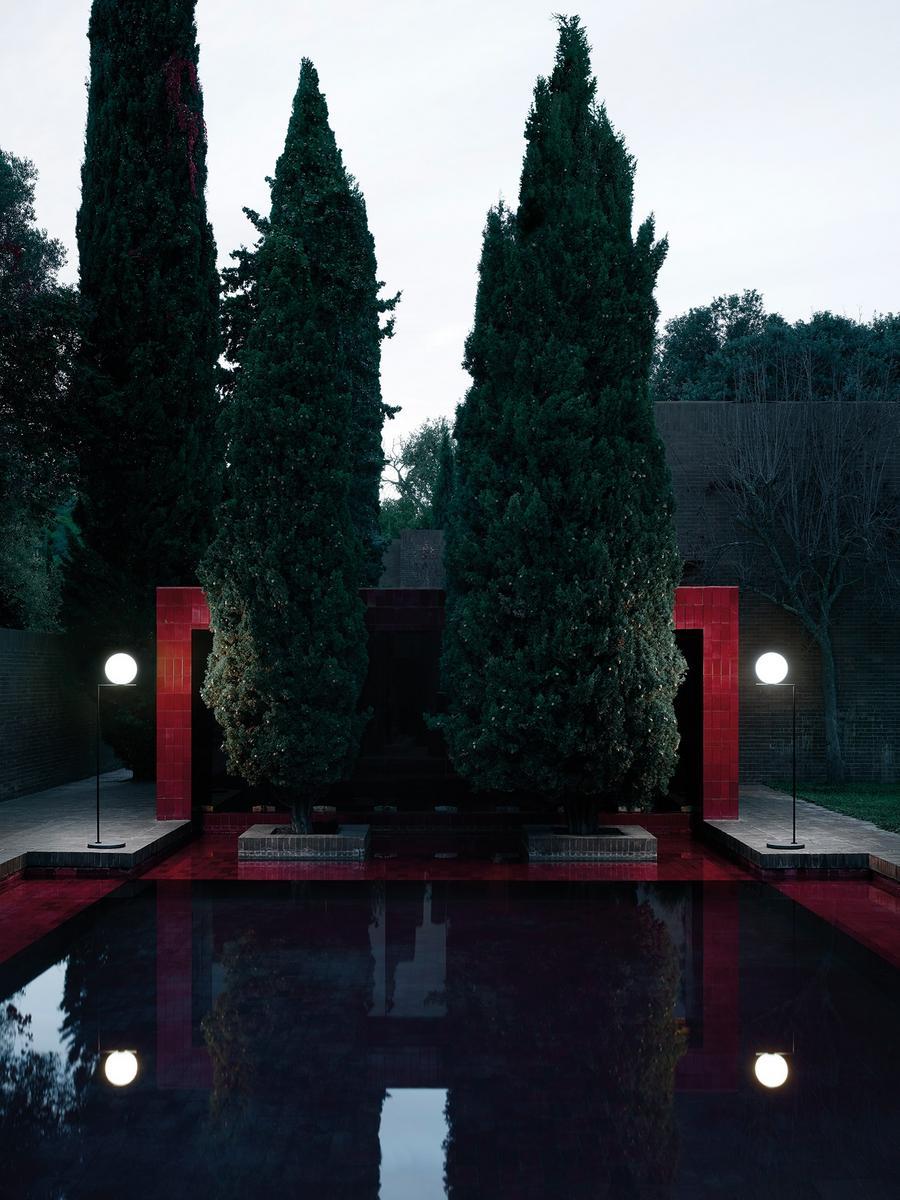 IC LIGHTS F1 OUTDOOR LED floor lamp