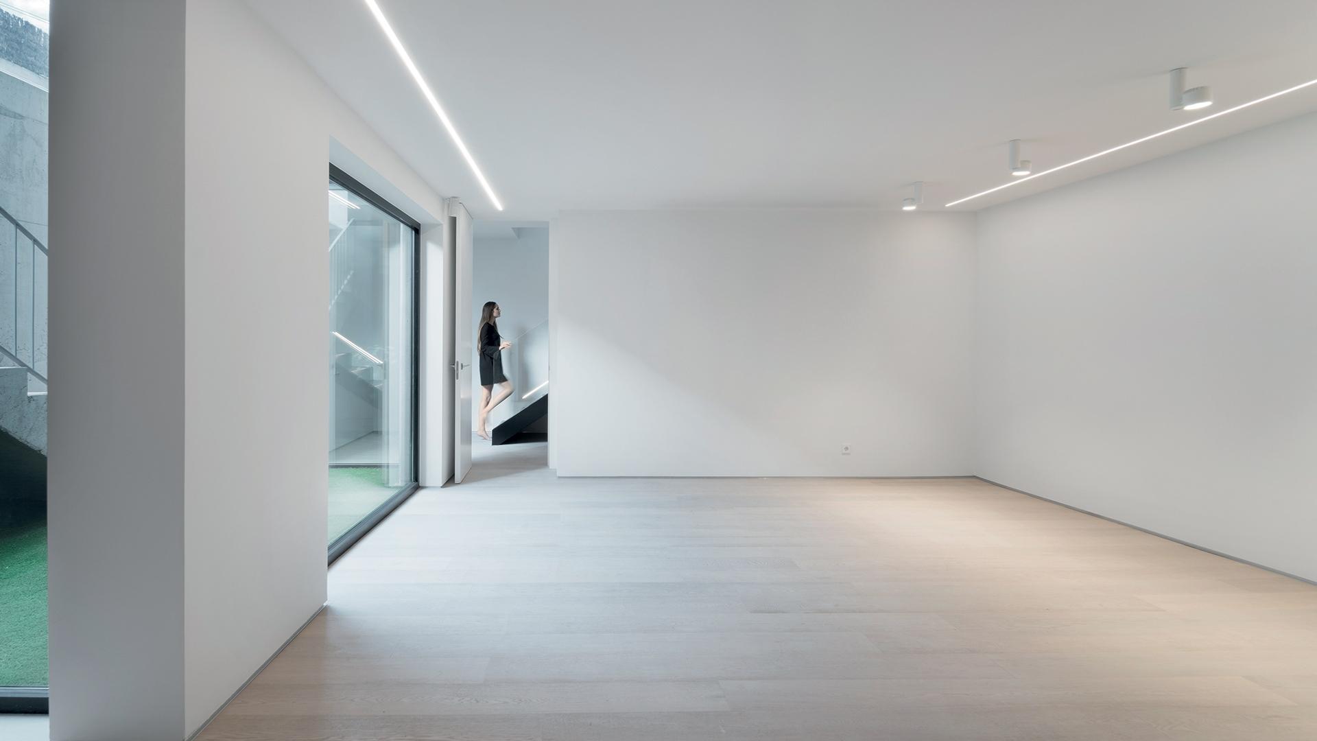 FIFTY TRIMLESS Aluminium linear lighting profile