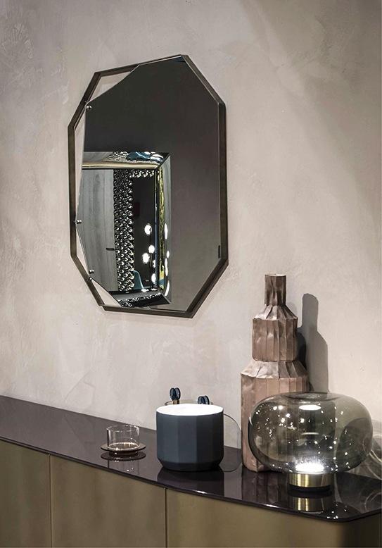 PINCH Square metal mirror