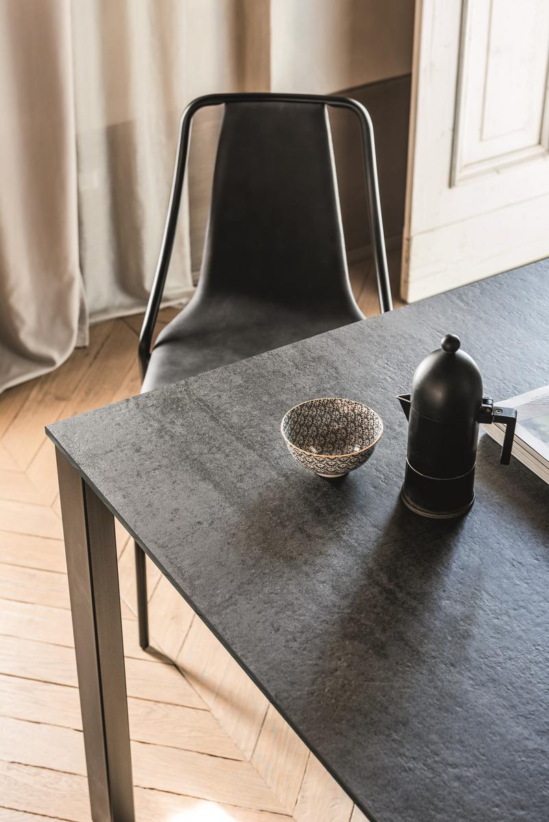 BADÙ Extending rectangular steel and wood table