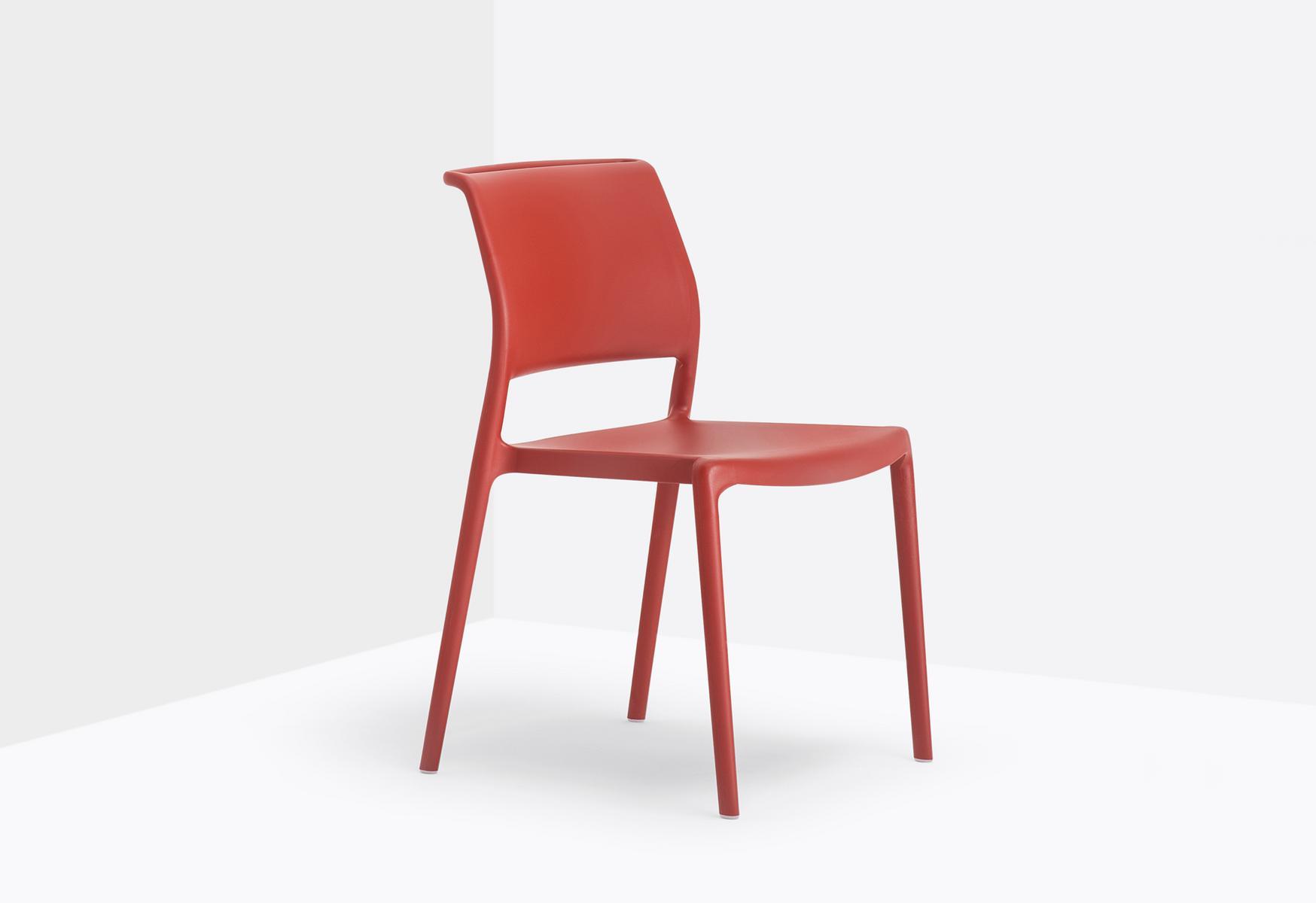 ARA 310 Stackable polypropylene chair