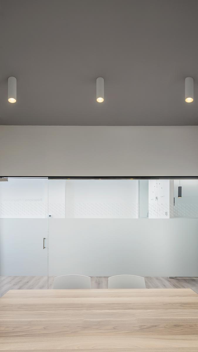 SCOPE 27 SURFACE LED aluminium ceiling lamp