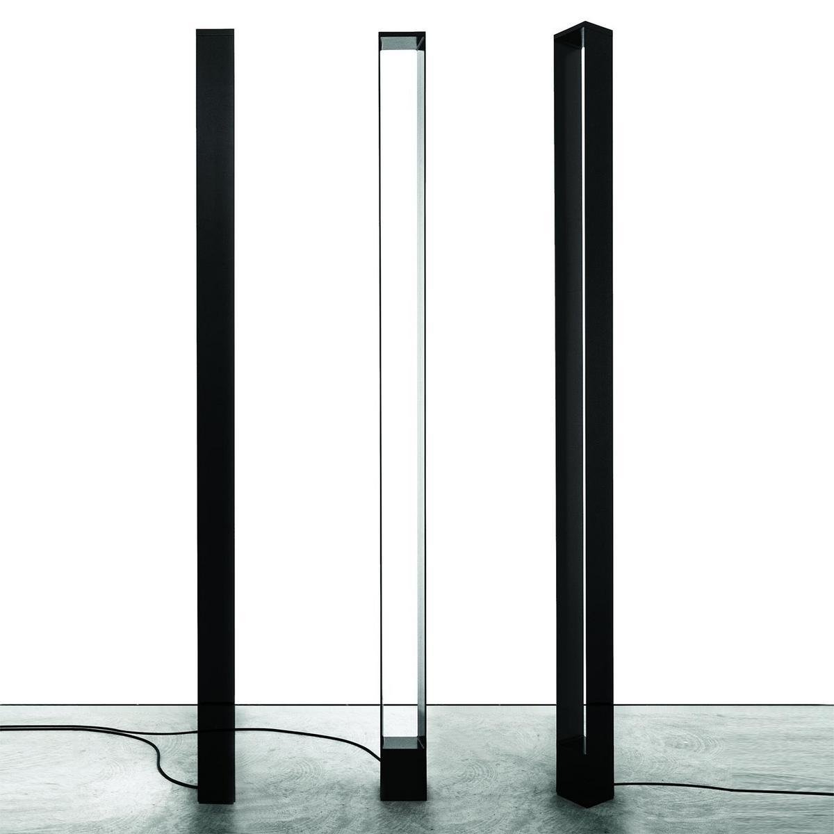 TRU LED indirect light aluminium floor lamp