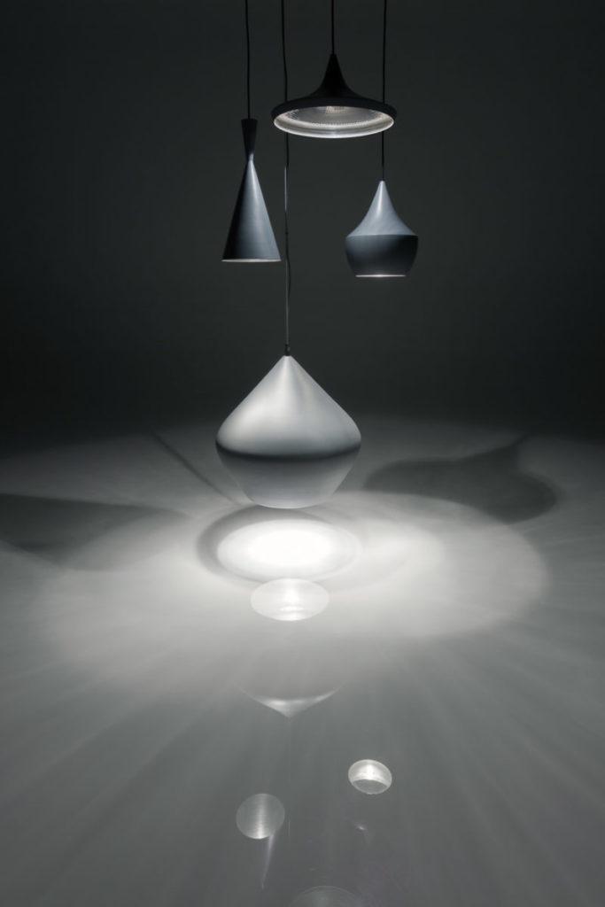 BEAT Metal pendant lamp in a contemporary style