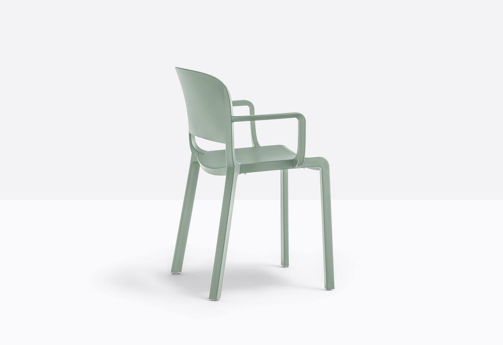 DOME 265 Polypropylene chair with armrests