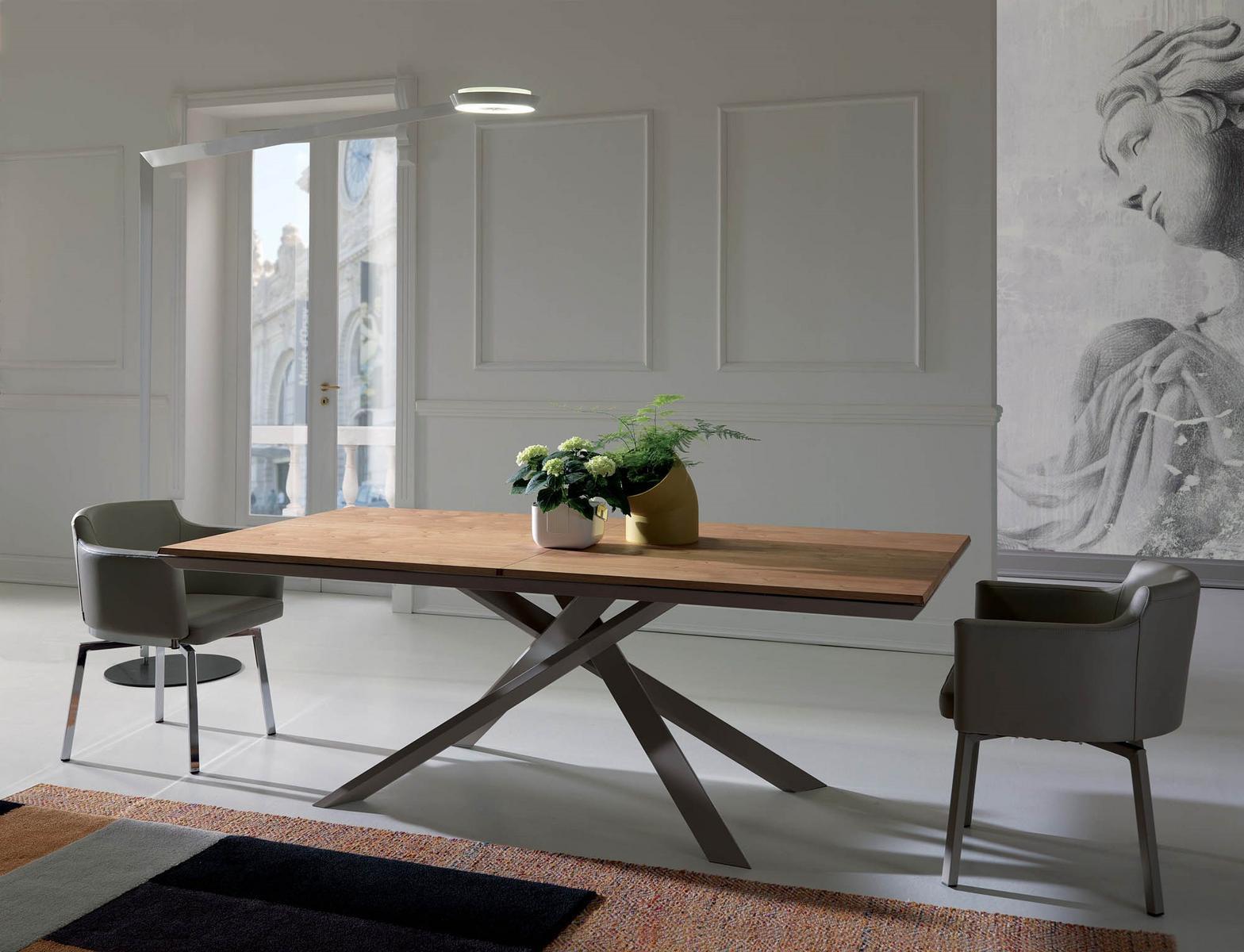 4X4 Extending rectangular steel and wood table