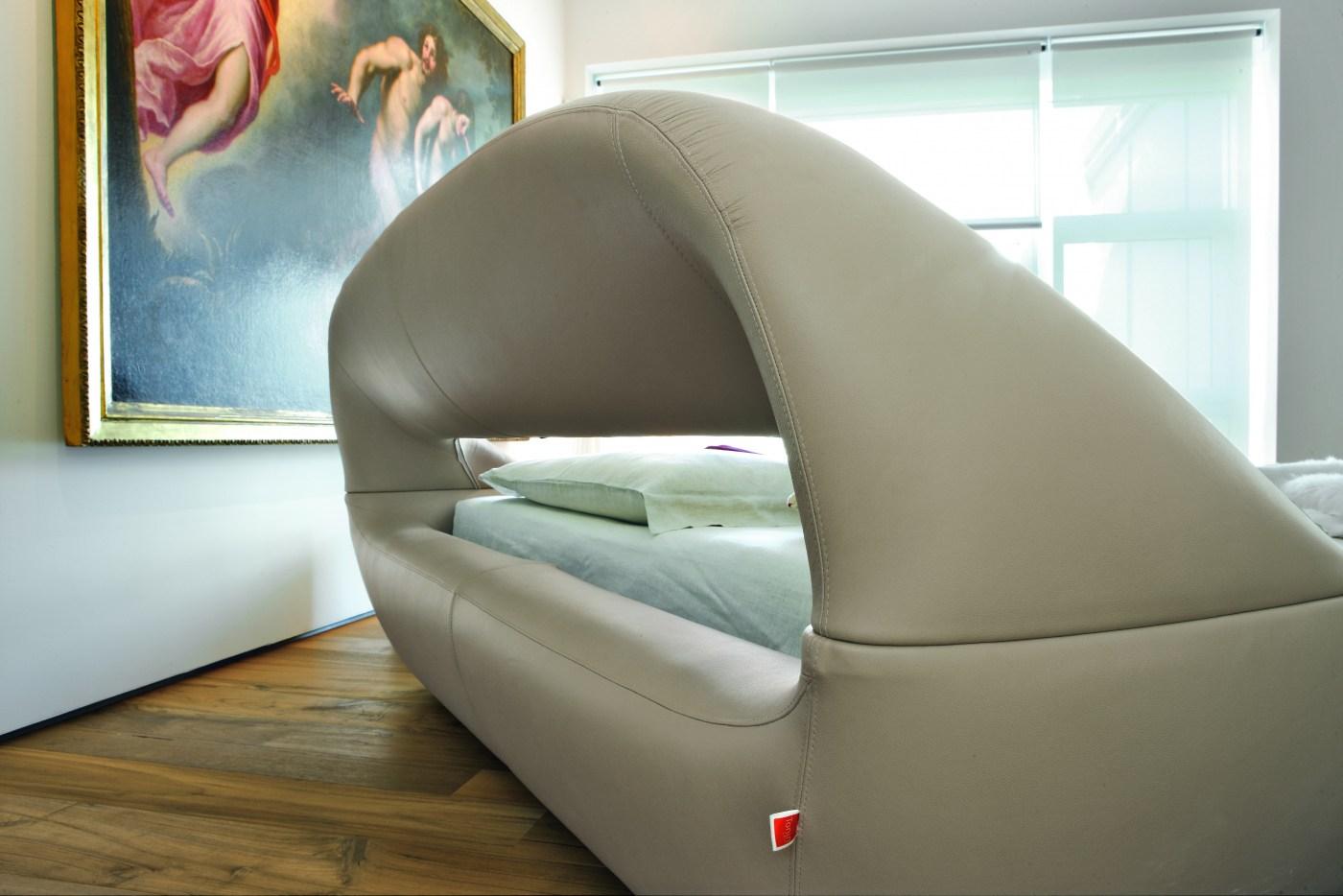 SLEEPY Upholstered leather double bed