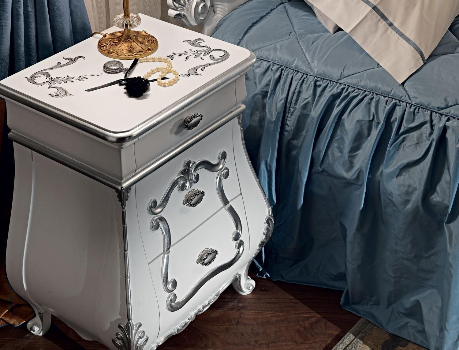 11211 Solid wood bedside table with drawers