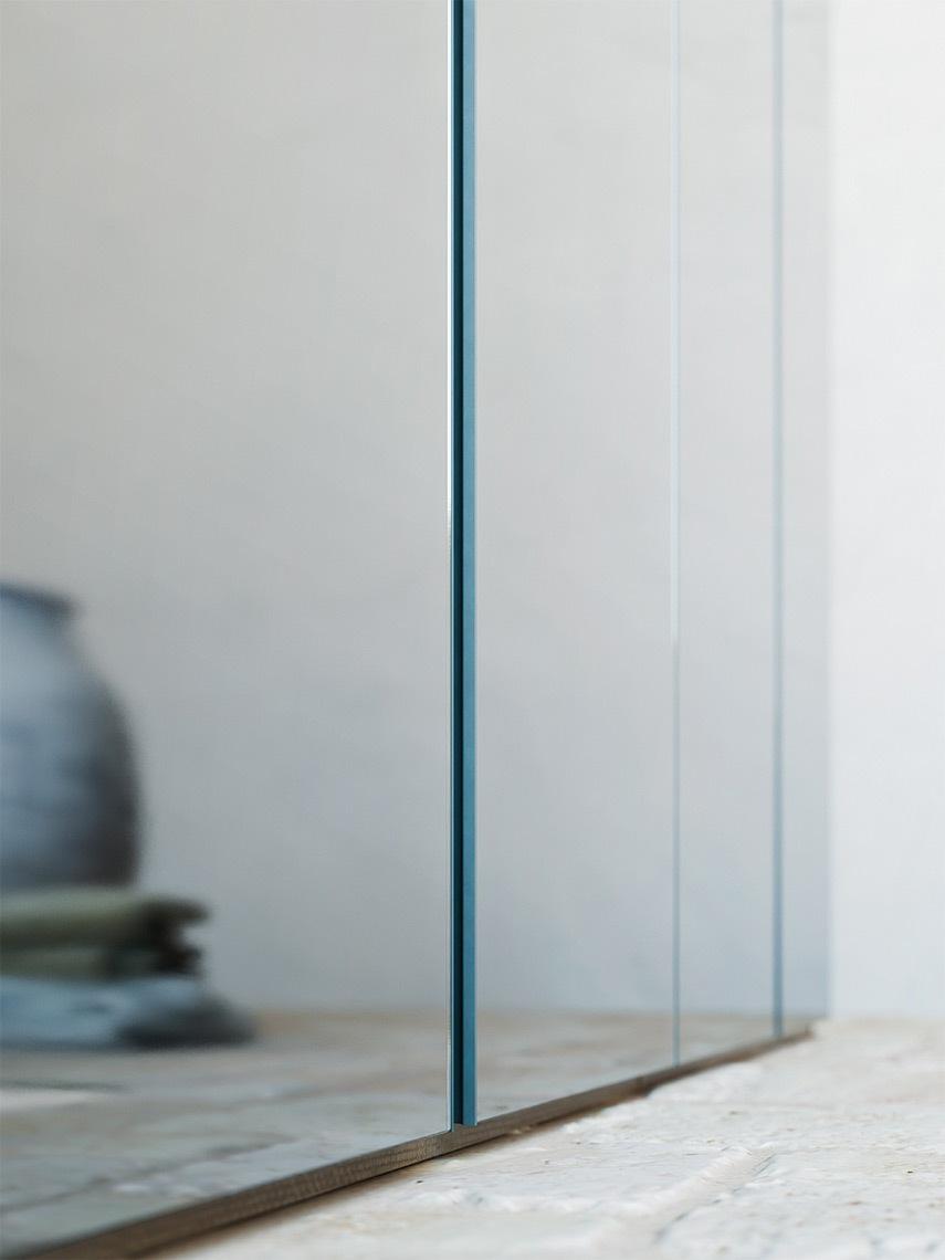 GO UP Modular lacquered wardrobe with coplanar doors