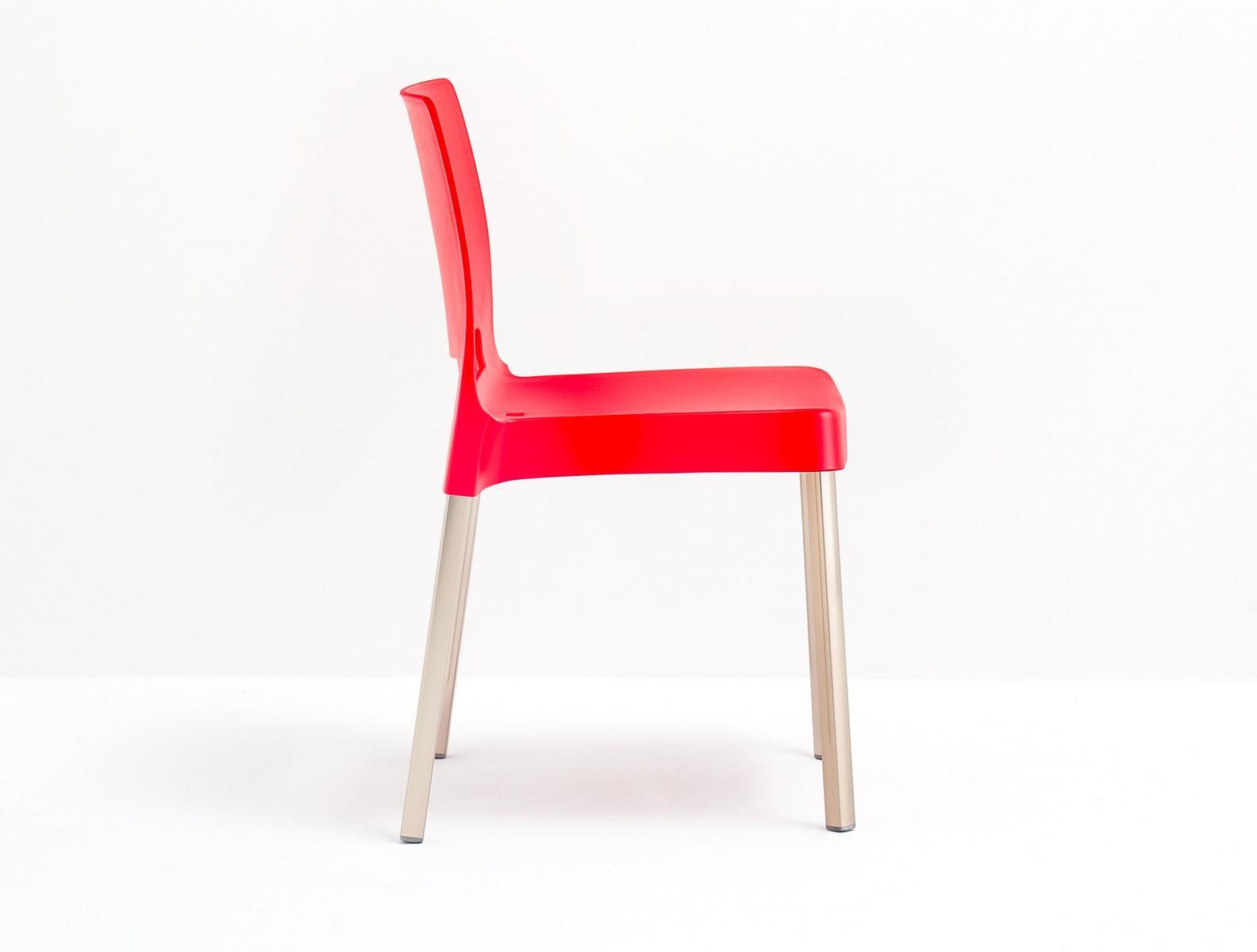 JOI Stackable polypropylene chair
