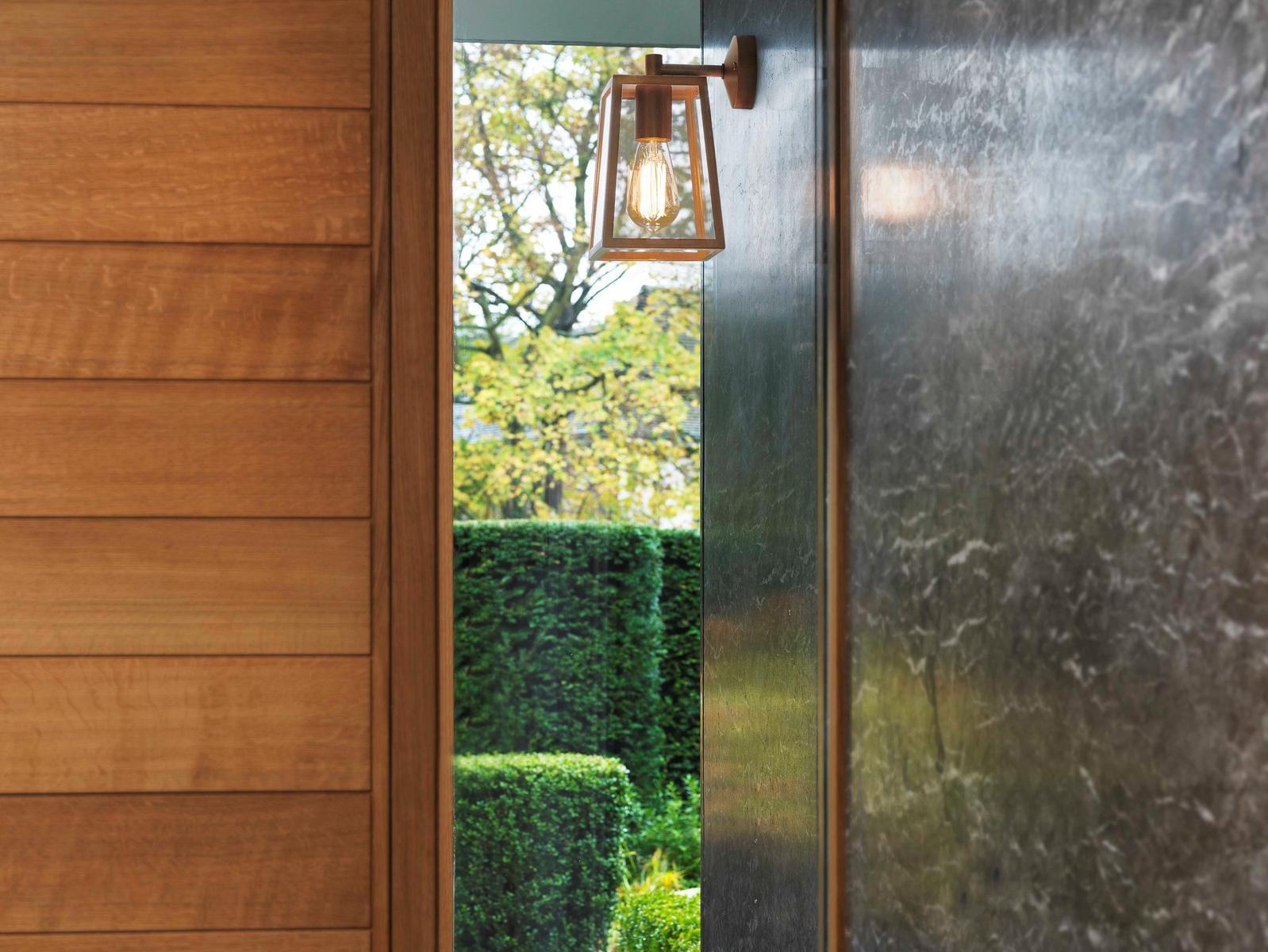 CALVI Glass and steel outdoor wall lamp