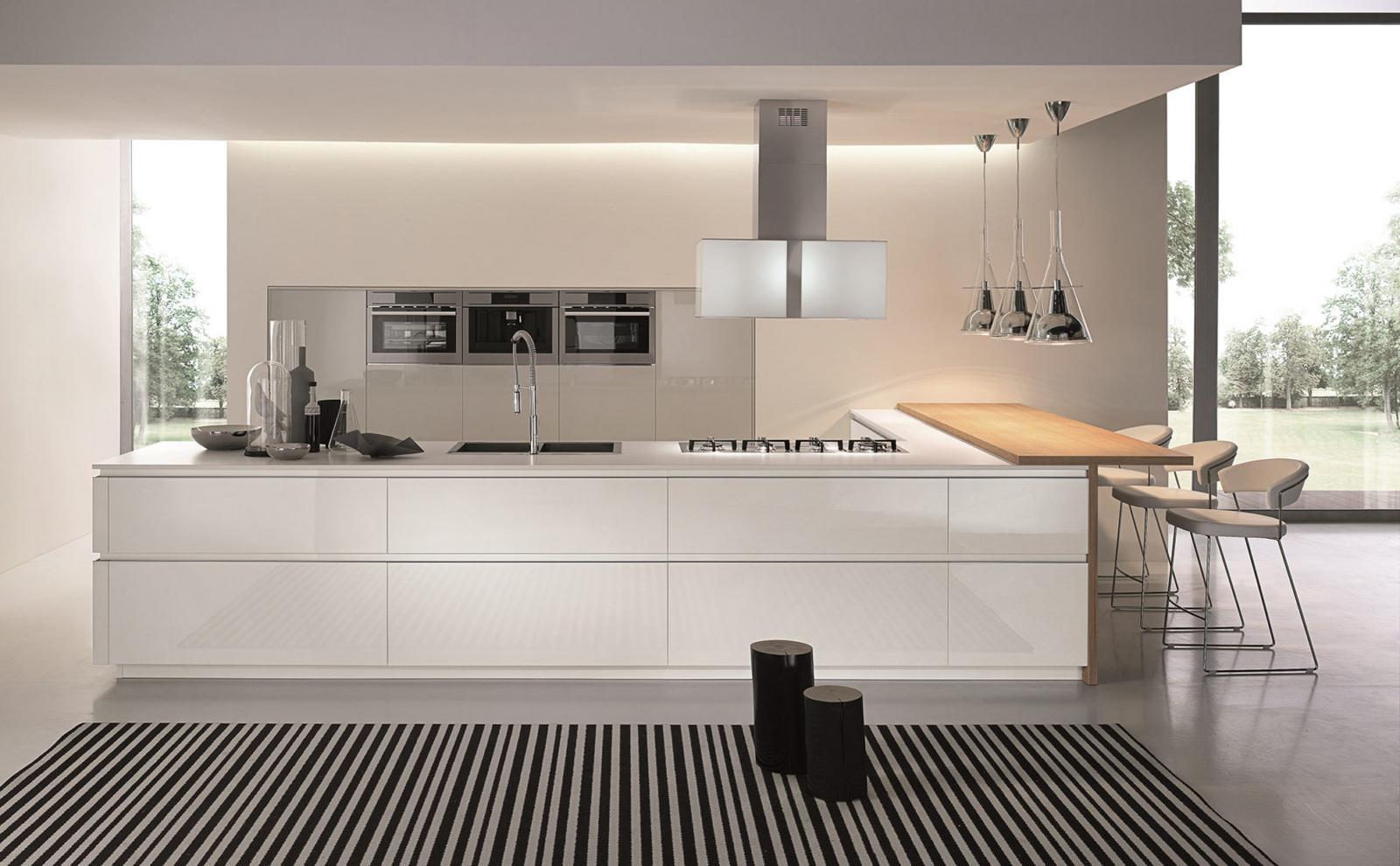 ATELIER Lacquered kitchen
