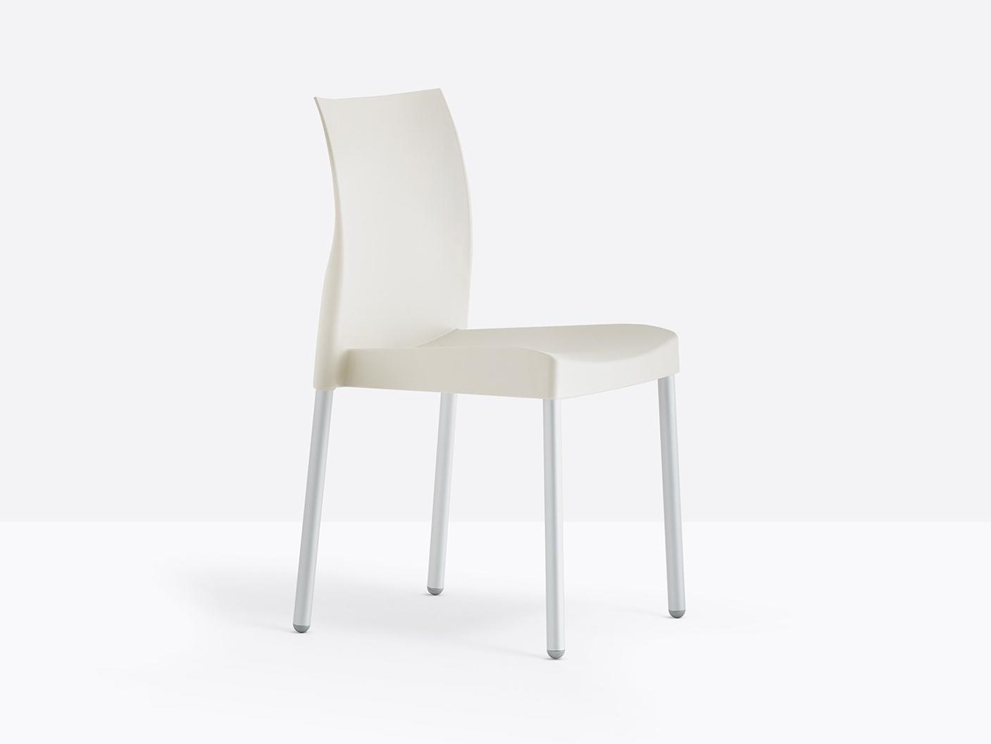 ICE 800 Stackable polypropylene chair