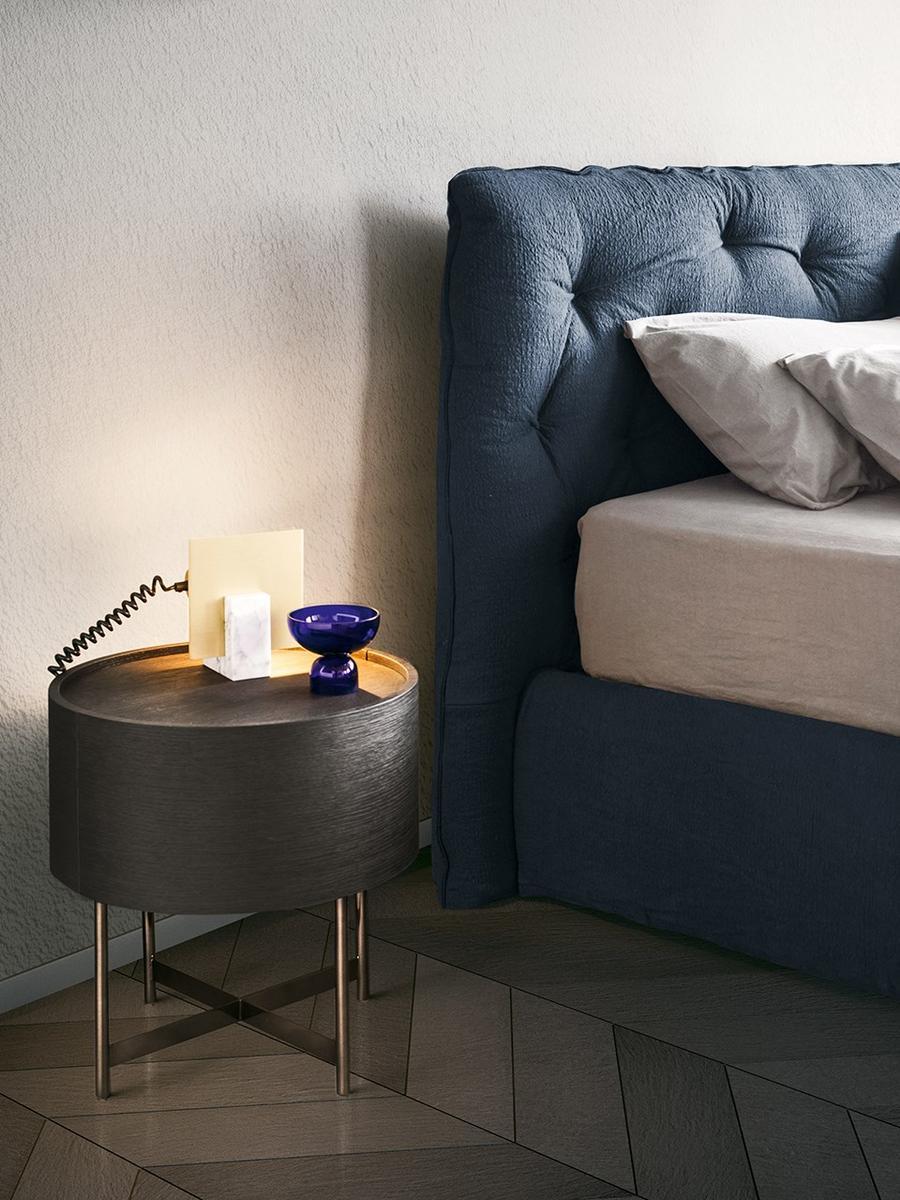DEDALO Round bedside table with drawers