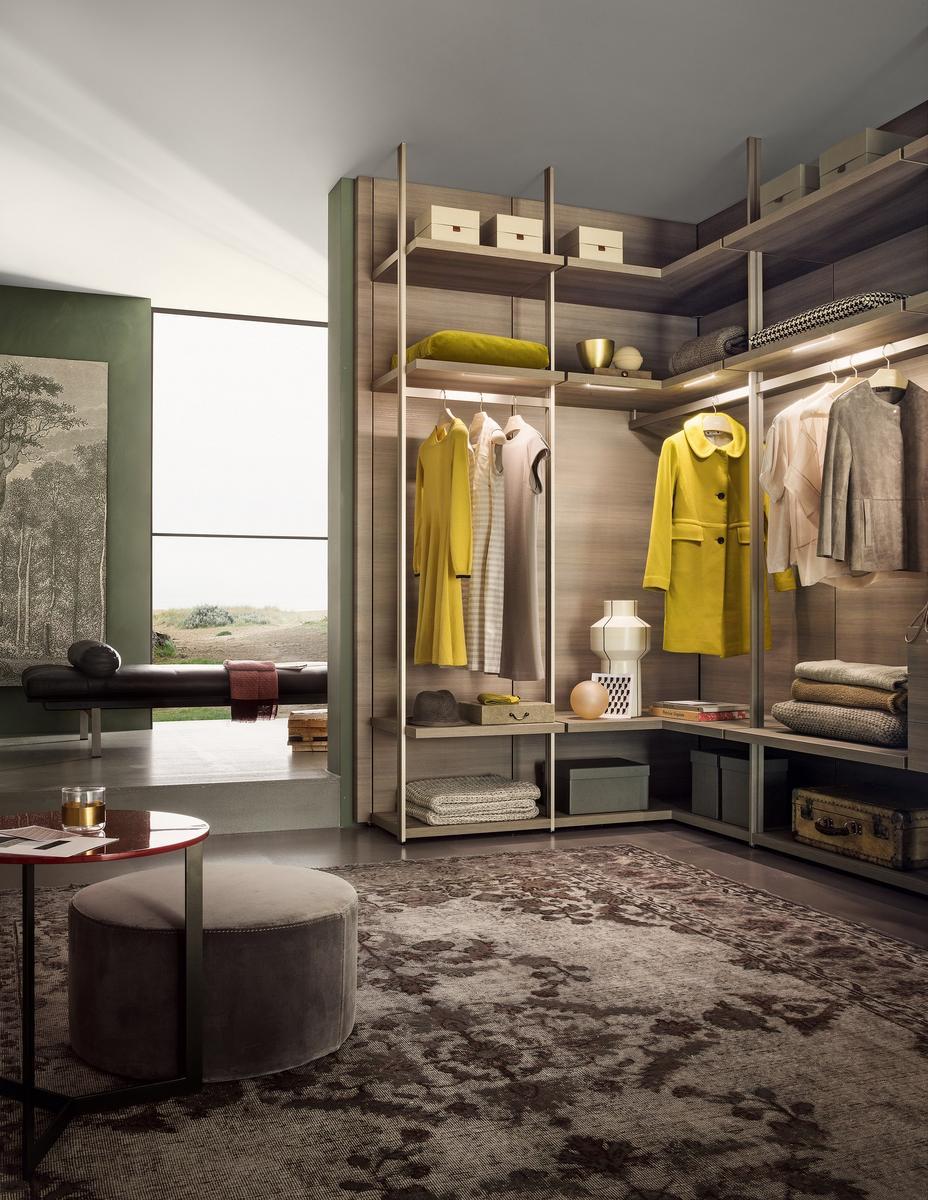 HANGAR Sectional custom walk-in wardrobe