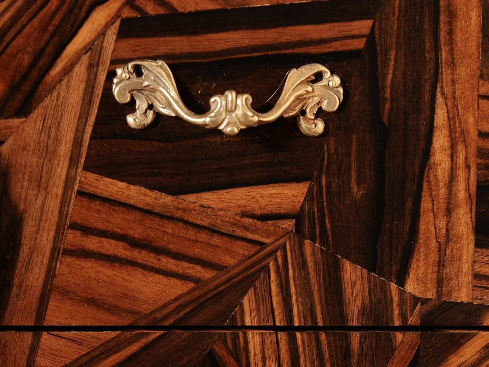 GUGGENHEIM Wardrobe
