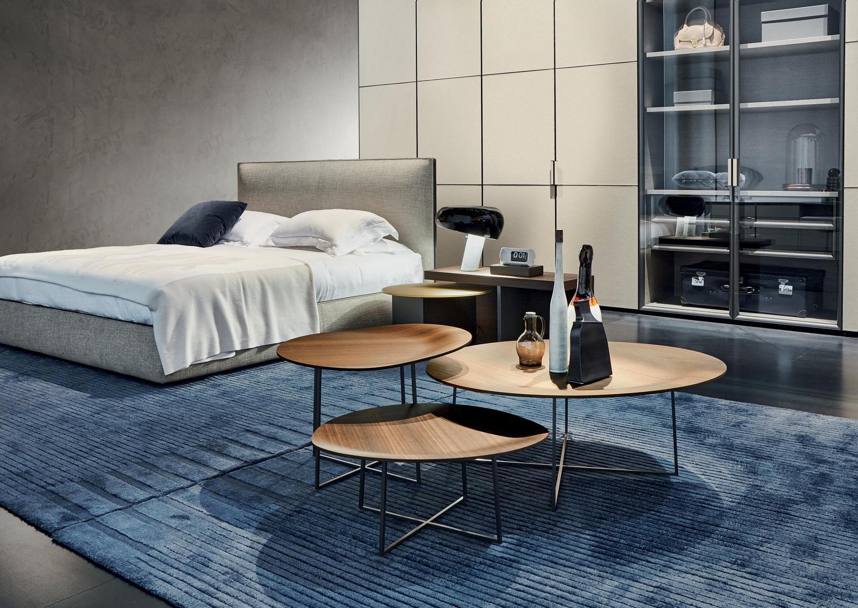 TREVI Round wooden coffee table for living room