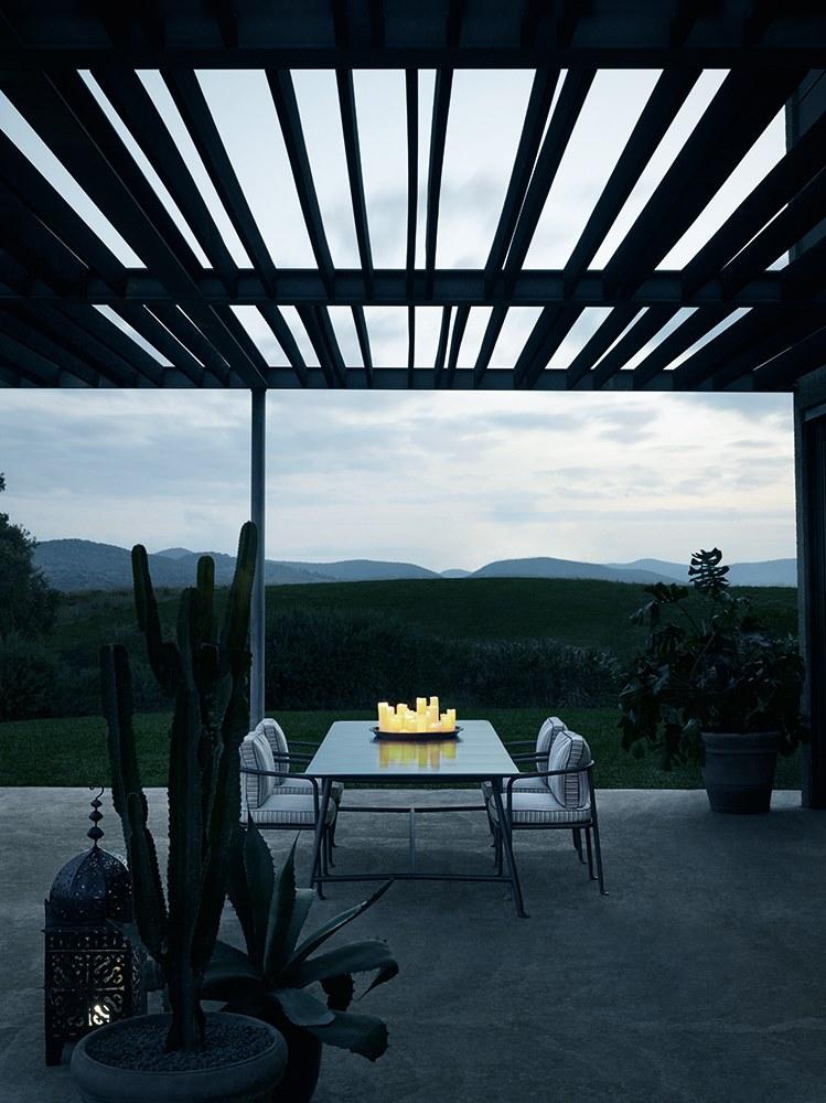 BOREA Rectangular garden table with lava stone