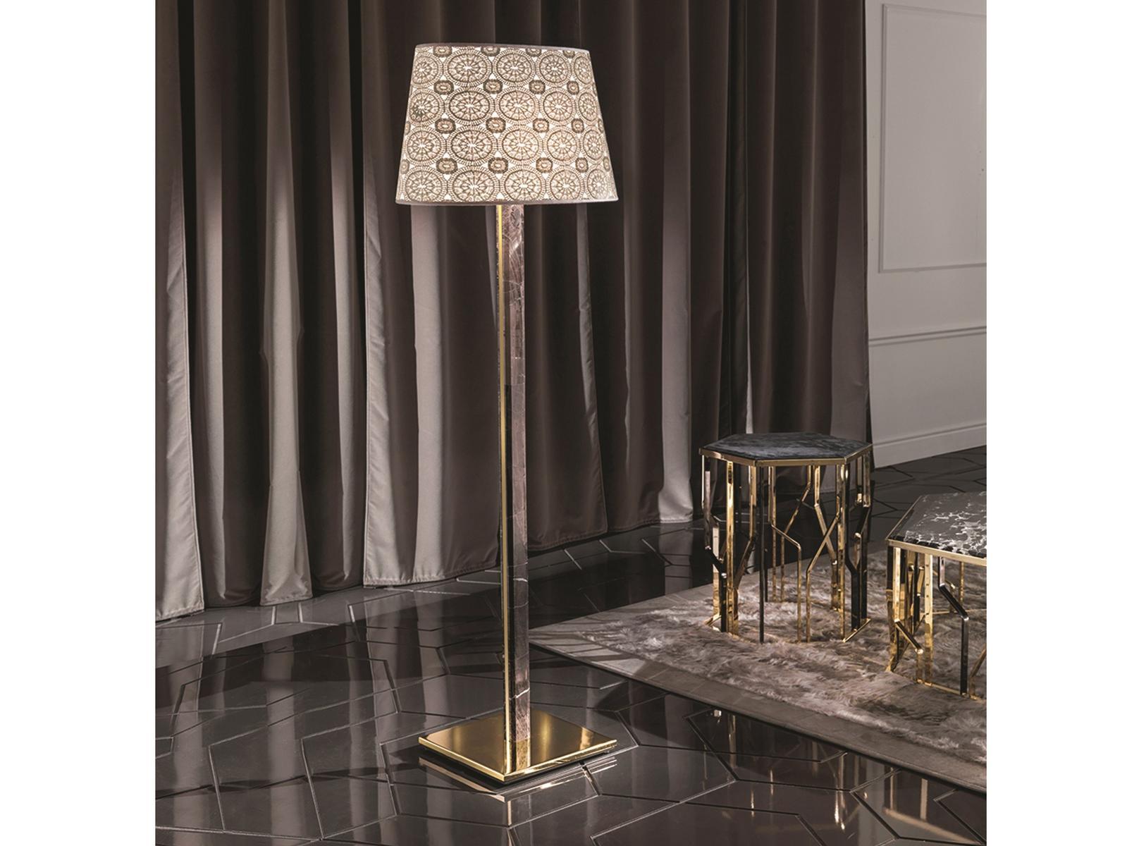 AKILELE Metal floor lamp
