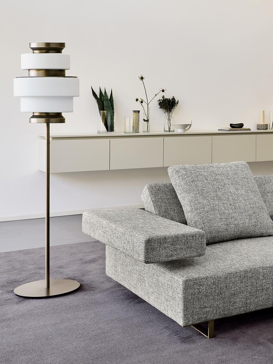KÉPI Titanium floor lamp