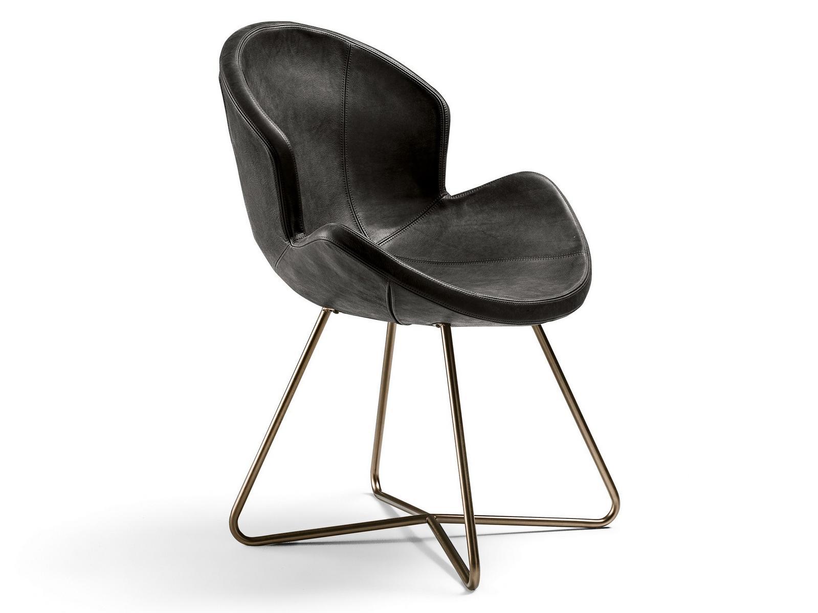 VICTORIA Leather chair with armrests