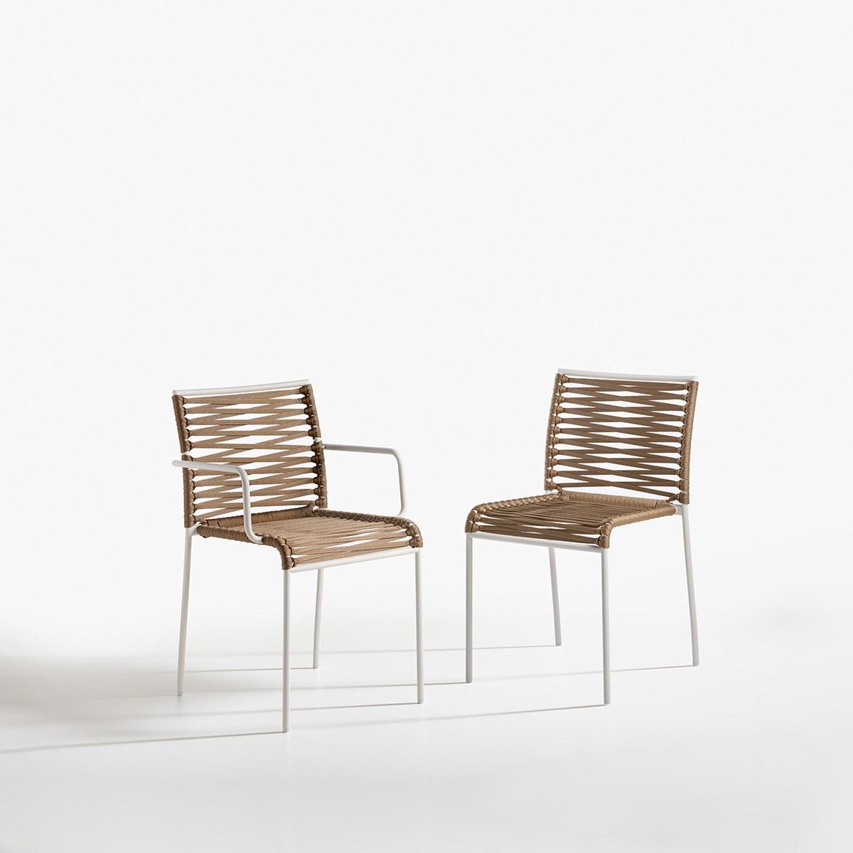 ARIA Steel chair with armrests