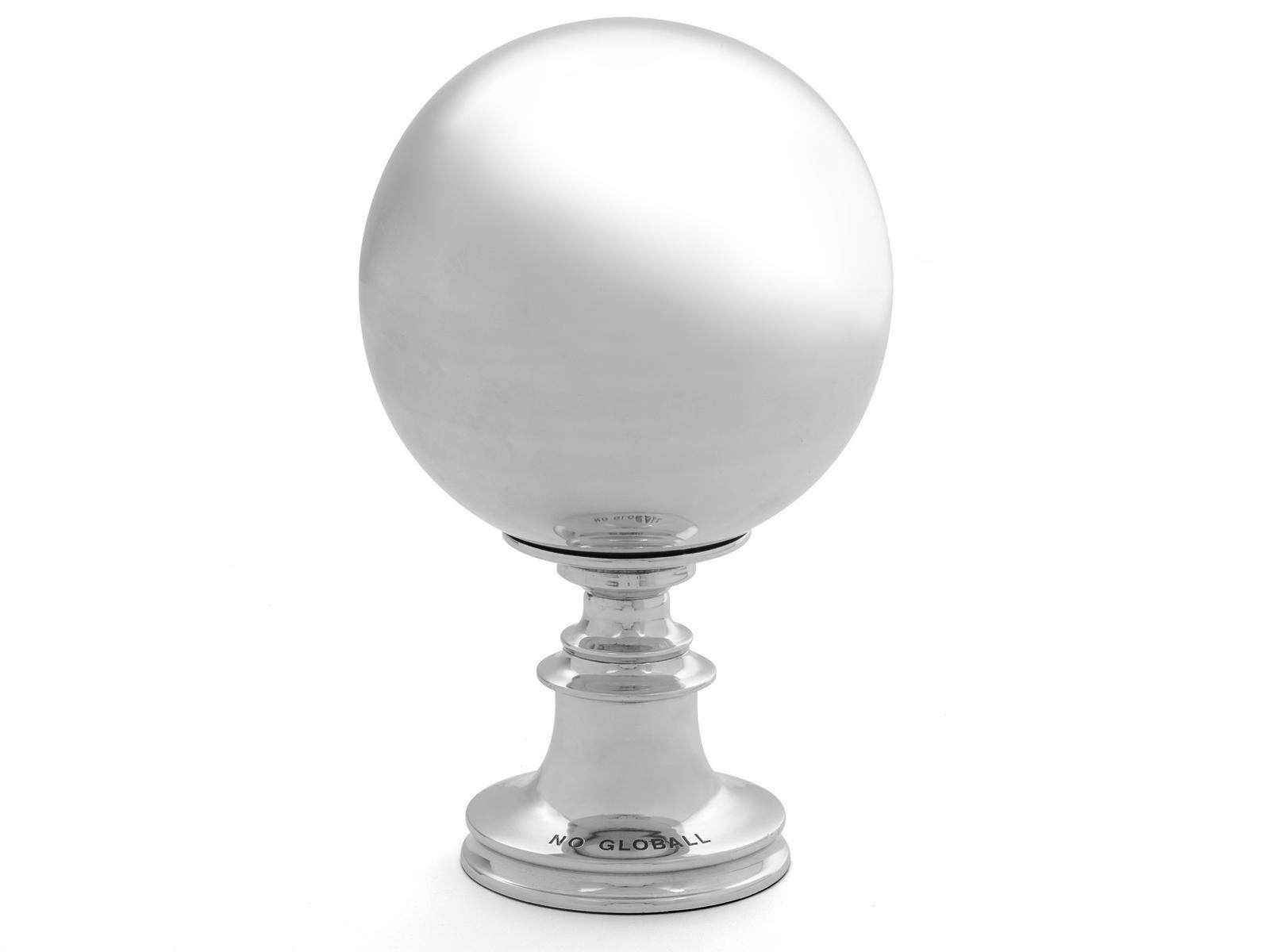 GLOBE Aluminium decorative object
