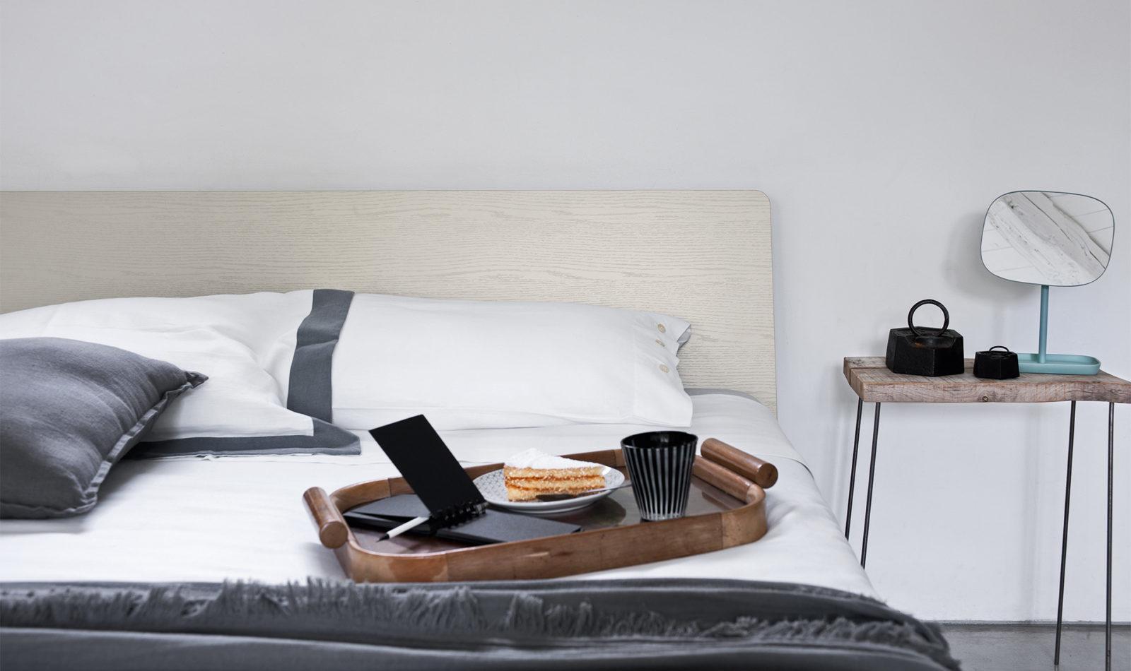 TEO Wood bed with upholstered headboard