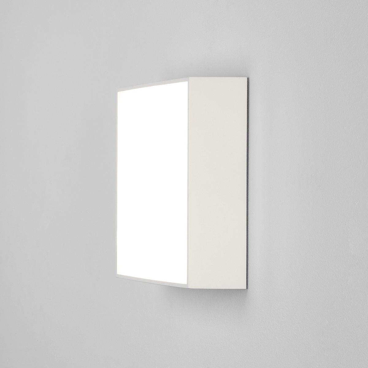 KEA 240 LED outdoor wall lamp in aluminum and polycarbonate