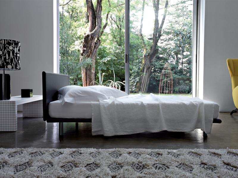 MILANO Fabric or leather height-adjustable double bed
