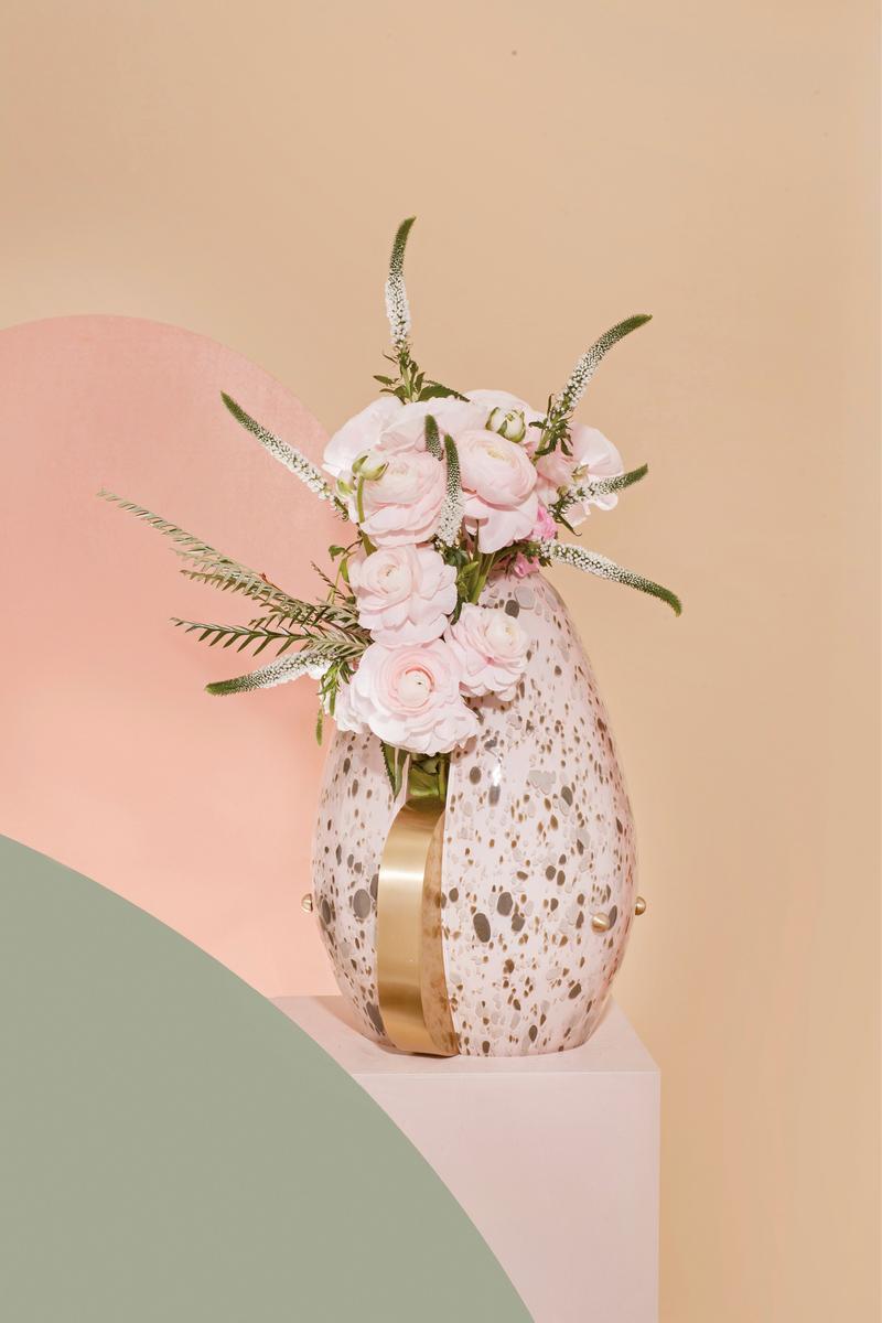 FAUNA Glass and brass vase