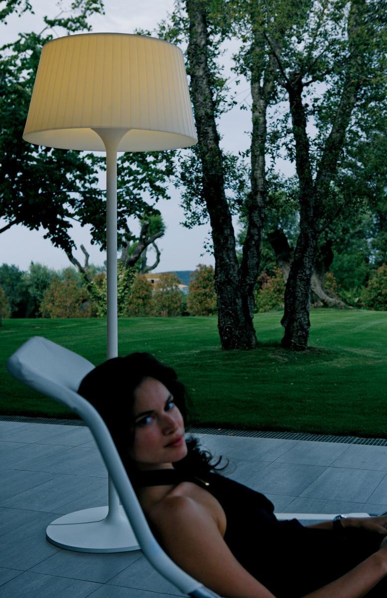 PLIS OUTDOOR Fluorescent floor lamp