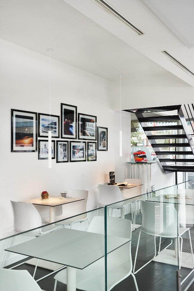 HELIA Aluminium pendant lamp in a contemporary style