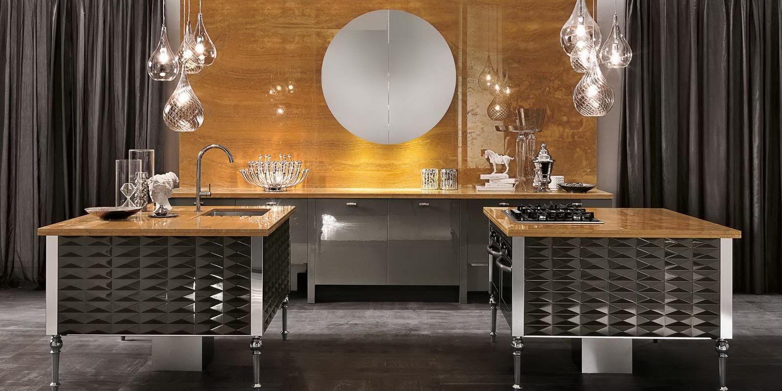LUXURY GLAM Lacquered kitchen