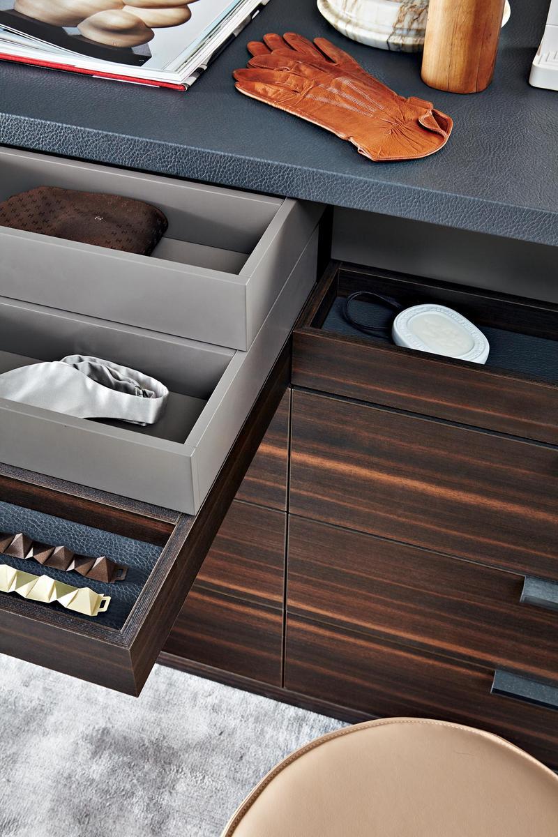 GLISS MASTER ISLAND Wooden chest of drawers