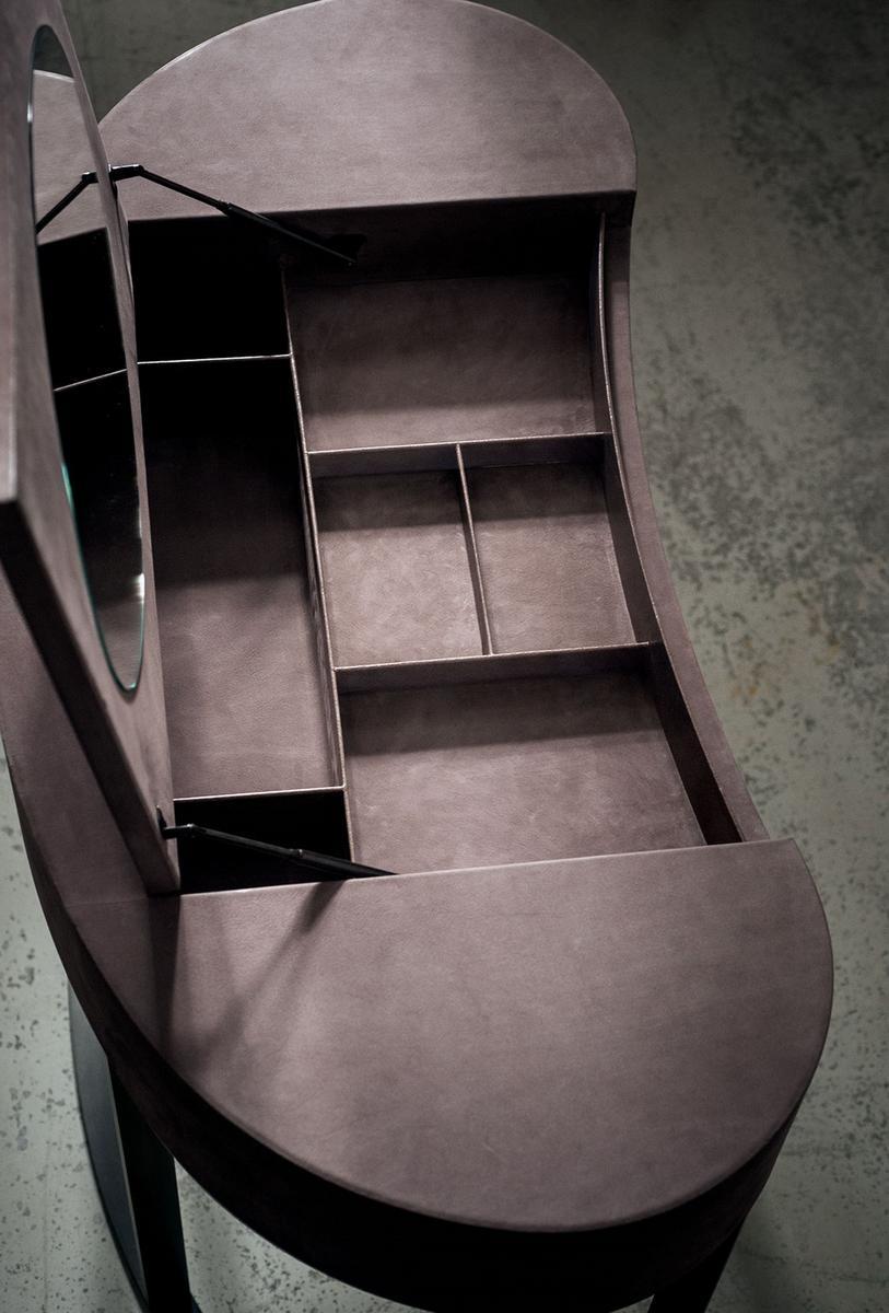 YVES Leather dressing table