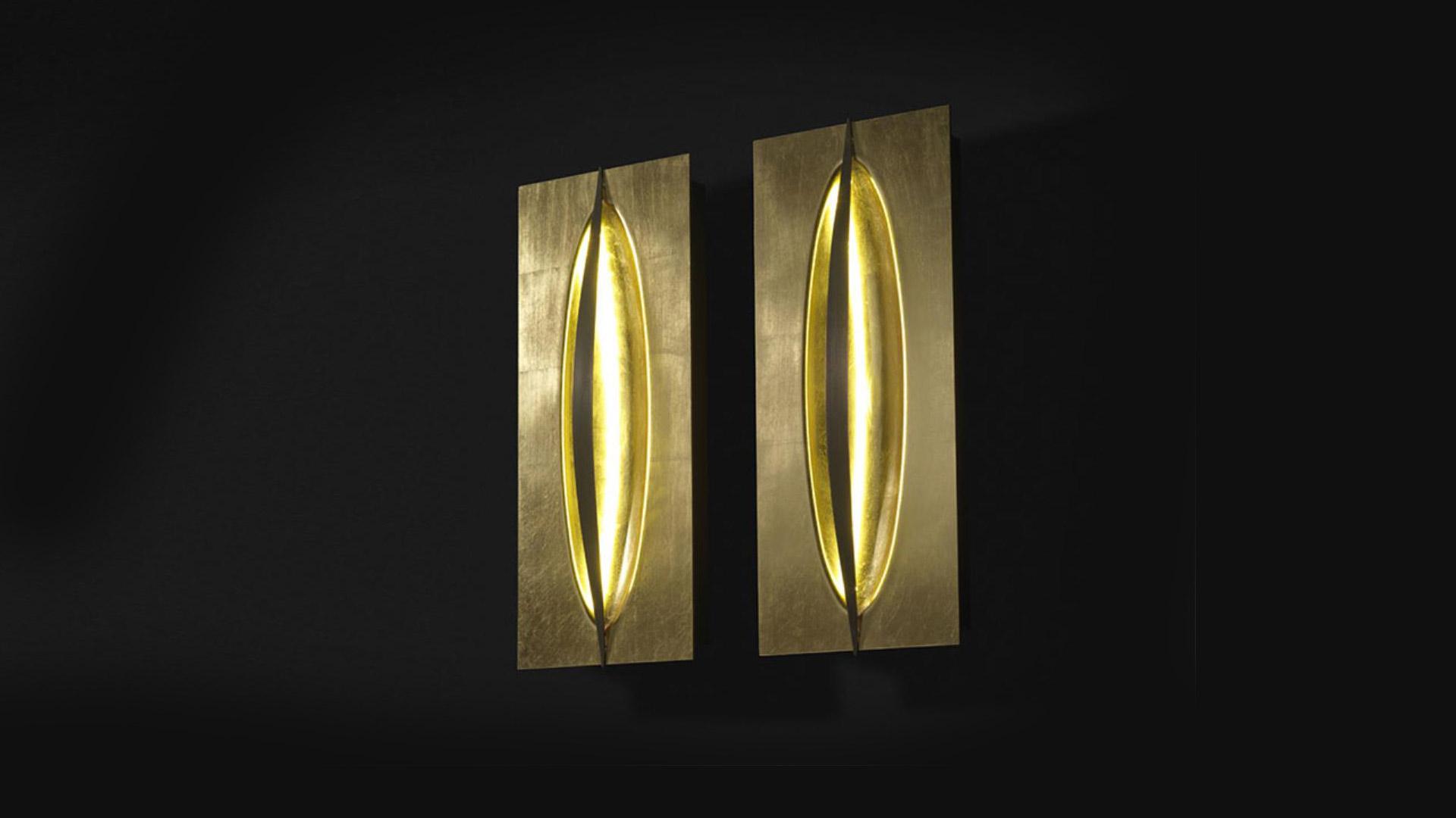 TERRA LED gold leaf wall light