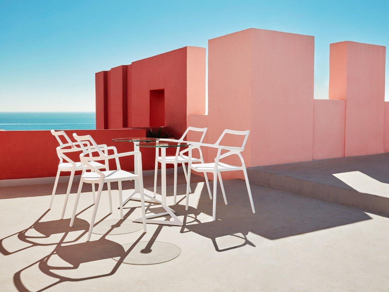DELTA Garden chair with armrests