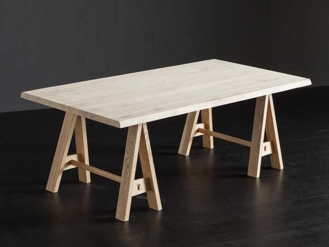 TORONTO + HORSE Rectangular solid wood dining table
