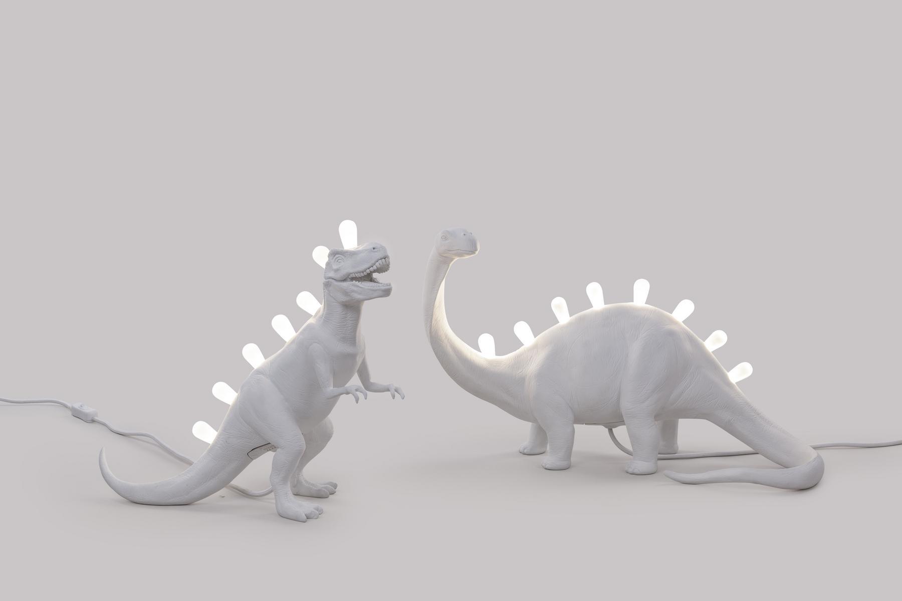 BRONTO LED resin table lamp