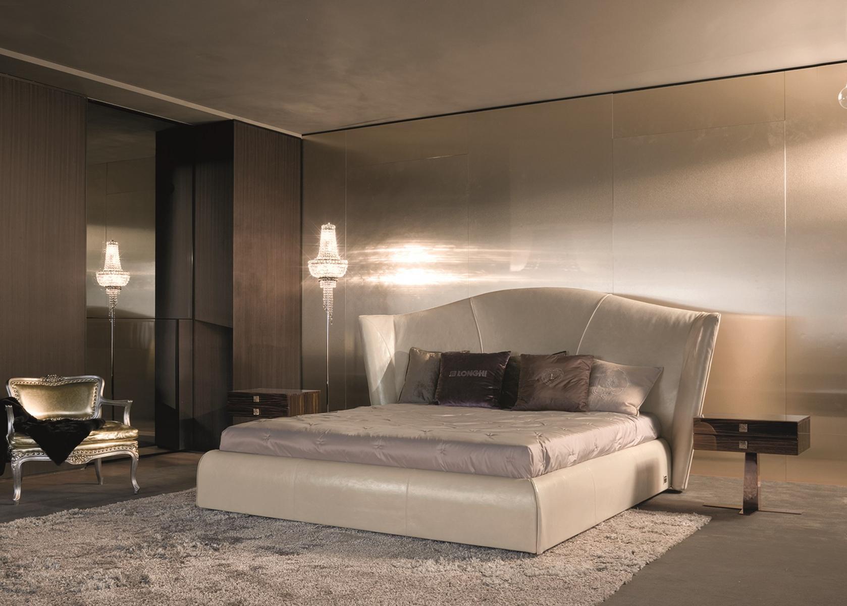 HERON Velvet bed with tufted headboard