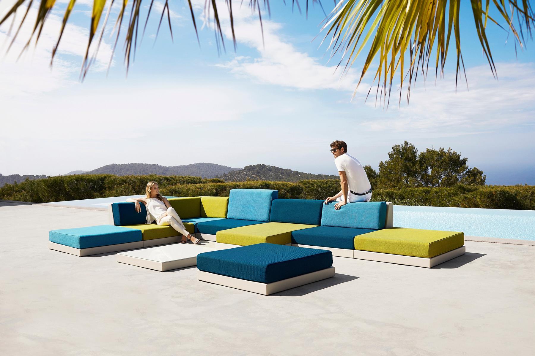 PIXEL Modular fabric garden sofa