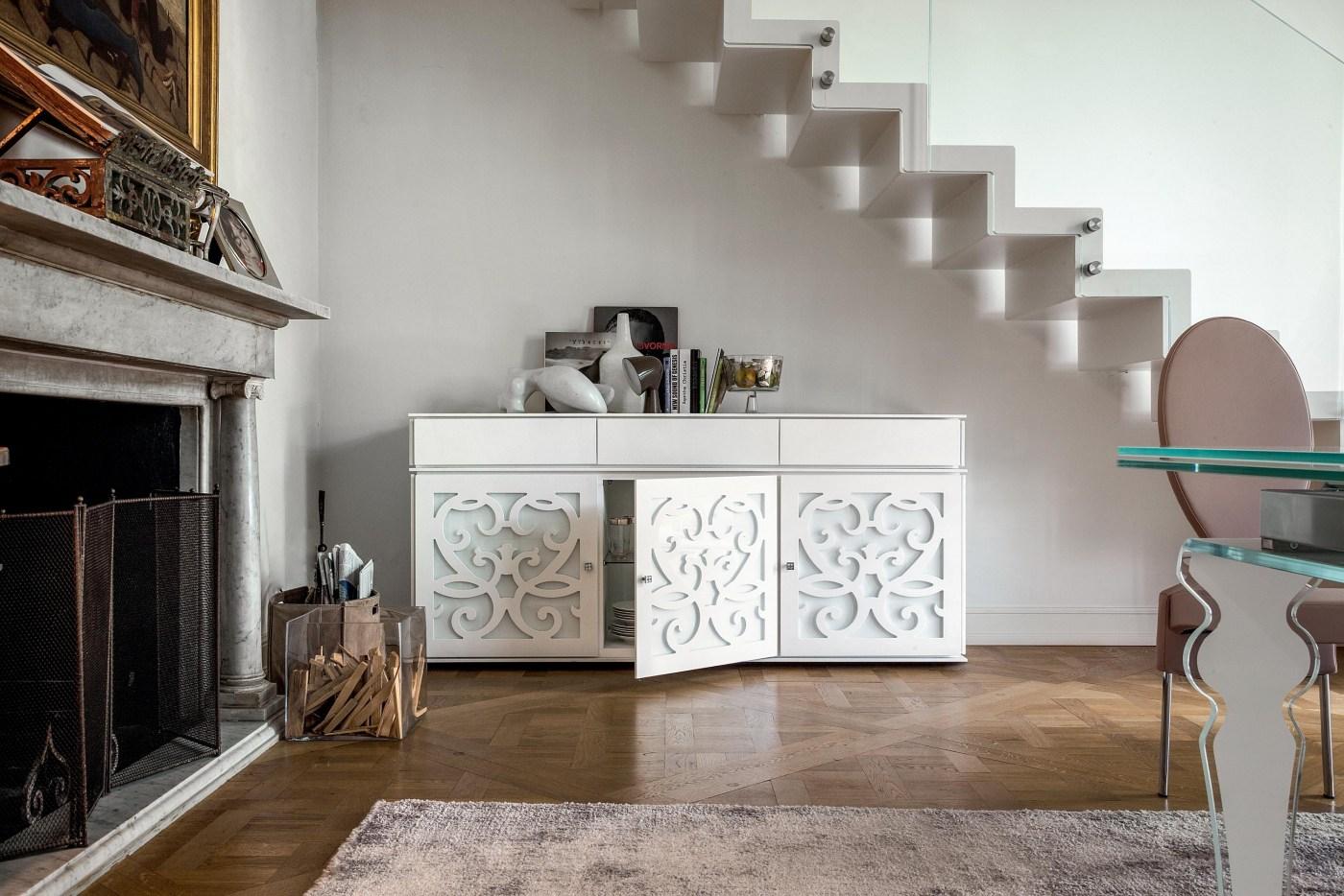 PARIS Wood and glass sideboard with doors