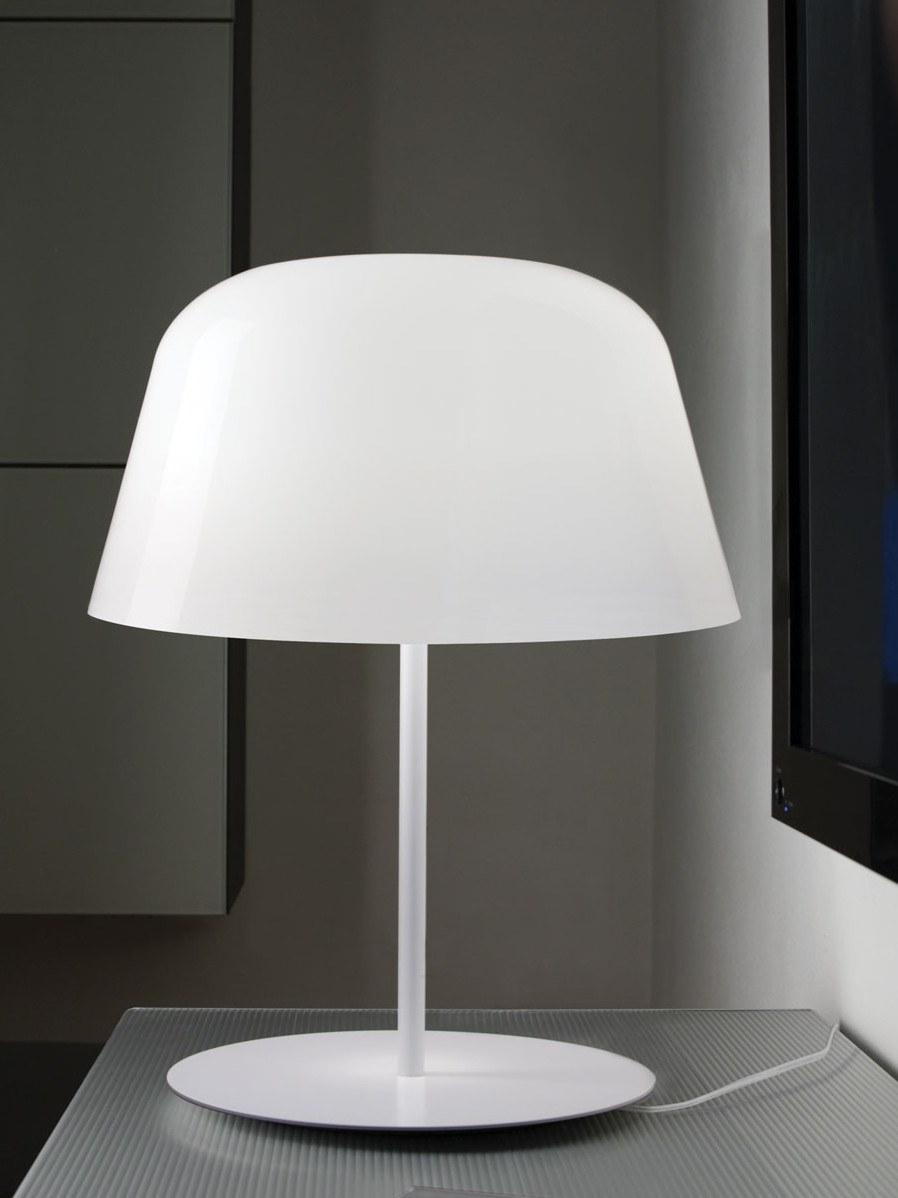 AYERS T38 LED blown glass table lamp