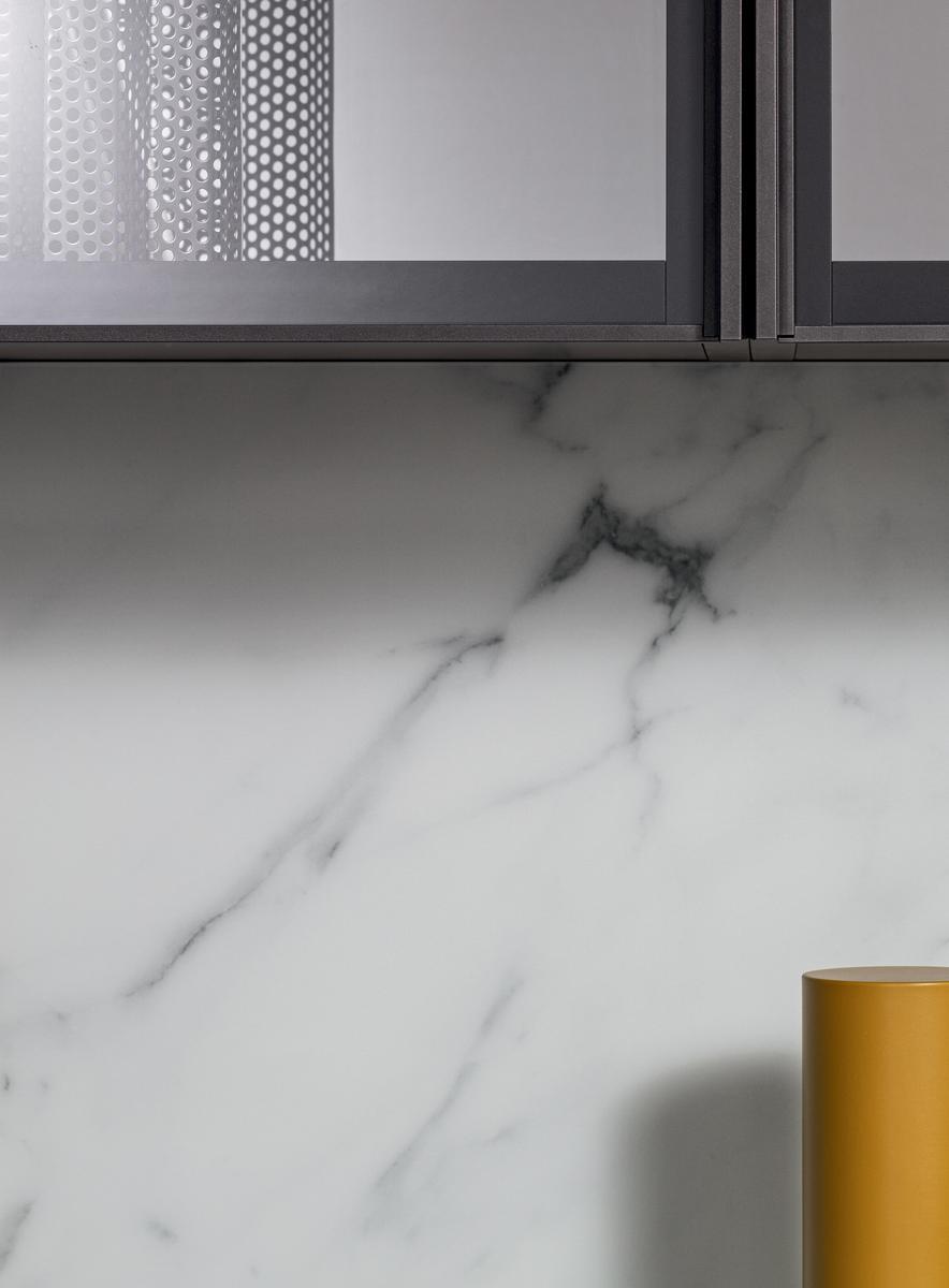 SPAZIO 03 Sectional marble and wood storage wall