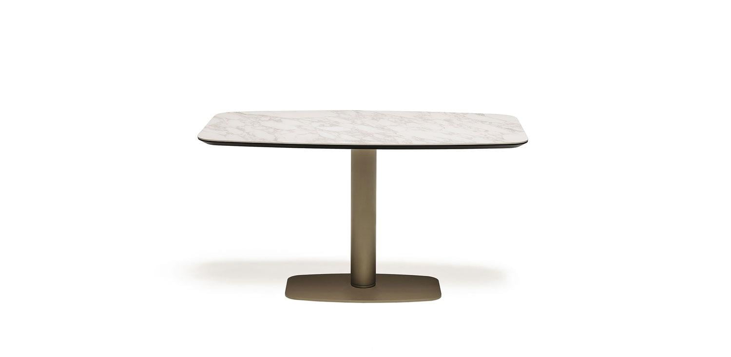 IPANEMA KERAMIK Oval metal table