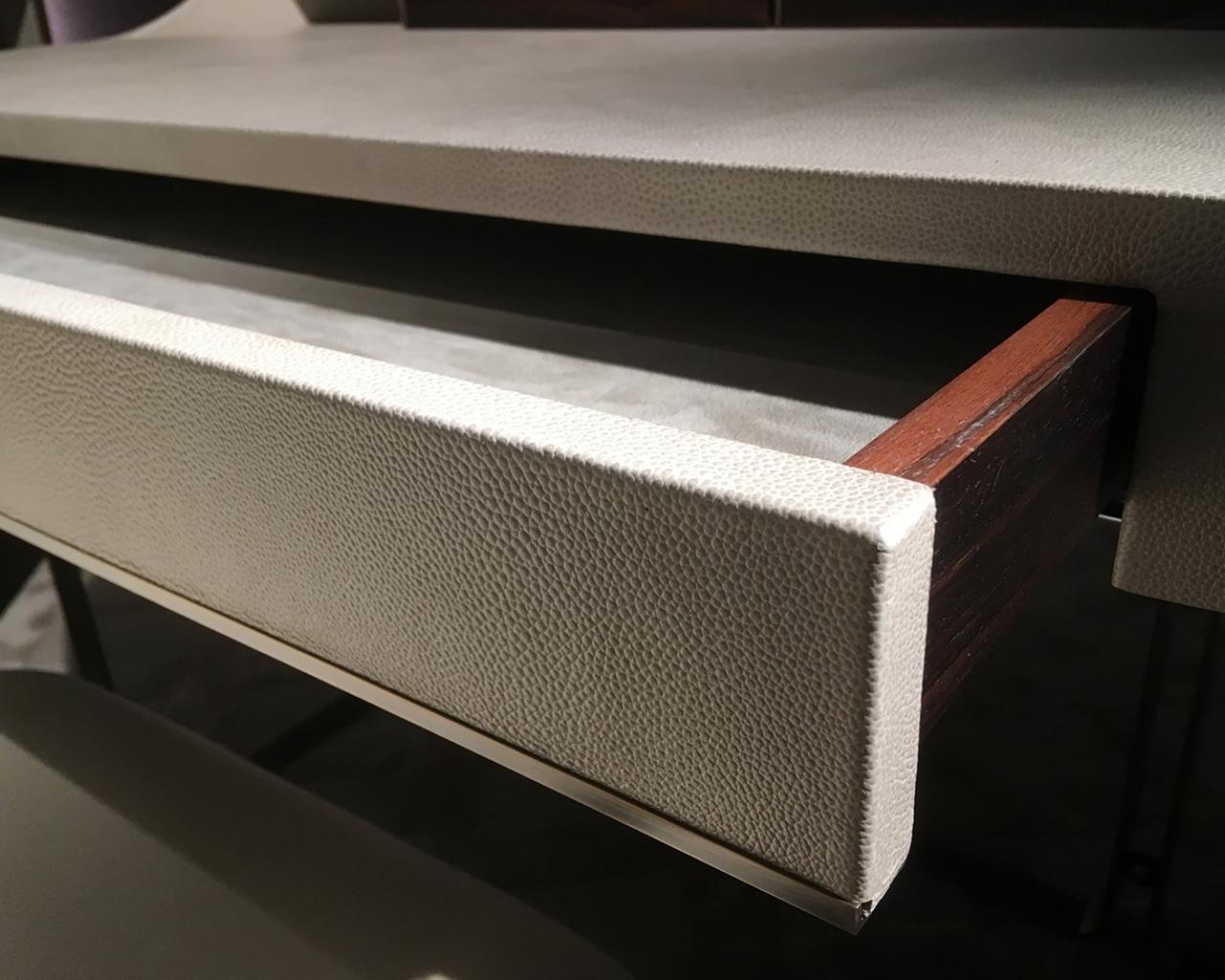 ROMA Ebony writing desk in a classic style with drawers